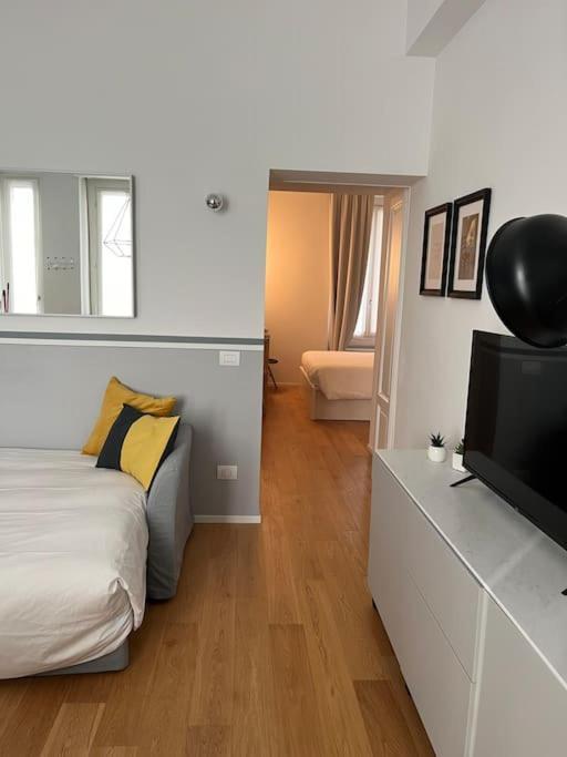 Bilocale Di Charme Apartment Milan Exterior photo