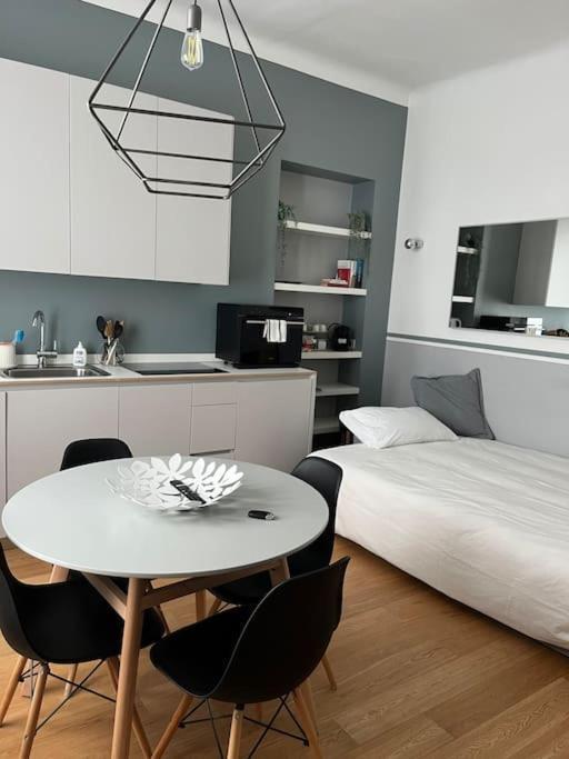 Bilocale Di Charme Apartment Milan Exterior photo
